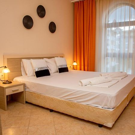 Sunny Apartment In A Complex With A Pool And Gym By Flаt Manаger ซันนีบีช ภายนอก รูปภาพ